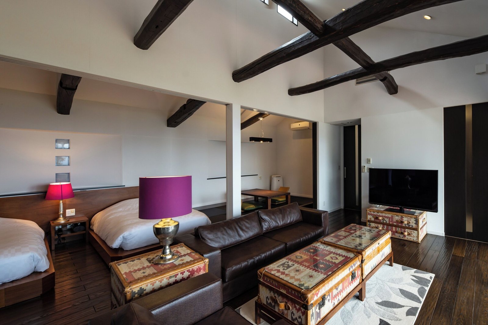 Fugaku Gunjo, rooms
