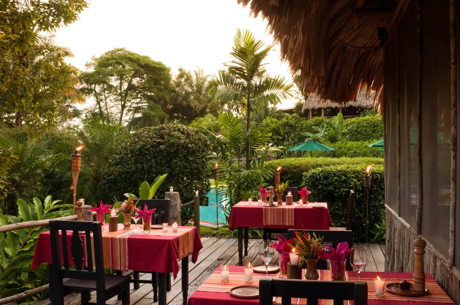 Blancaneaux Lodge, eat & drink