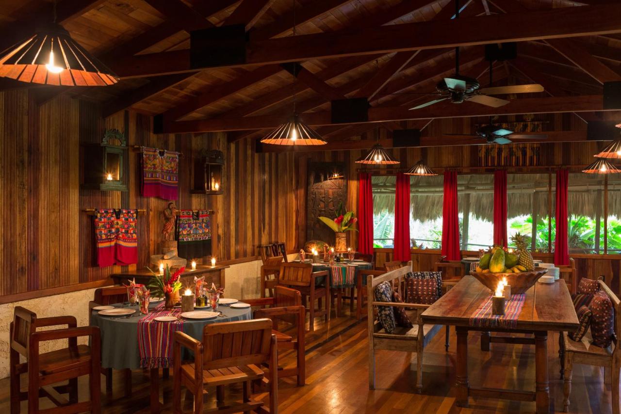 Blancaneaux Lodge, eat & drink