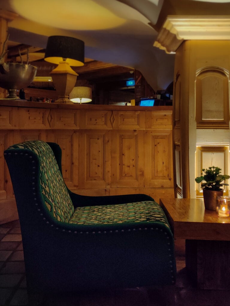 Les Fermes de Marie, at the table