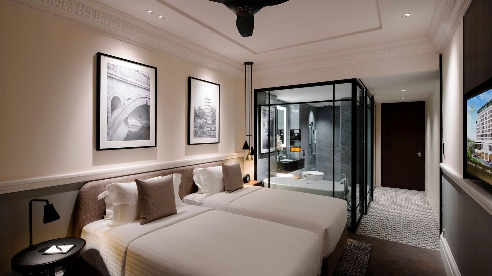 Grand Park City Hall — rooms