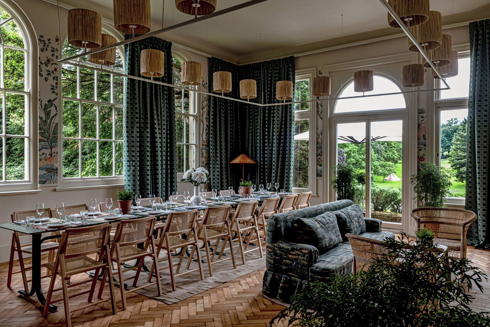 Cowley Manor Experimental, eat & drink