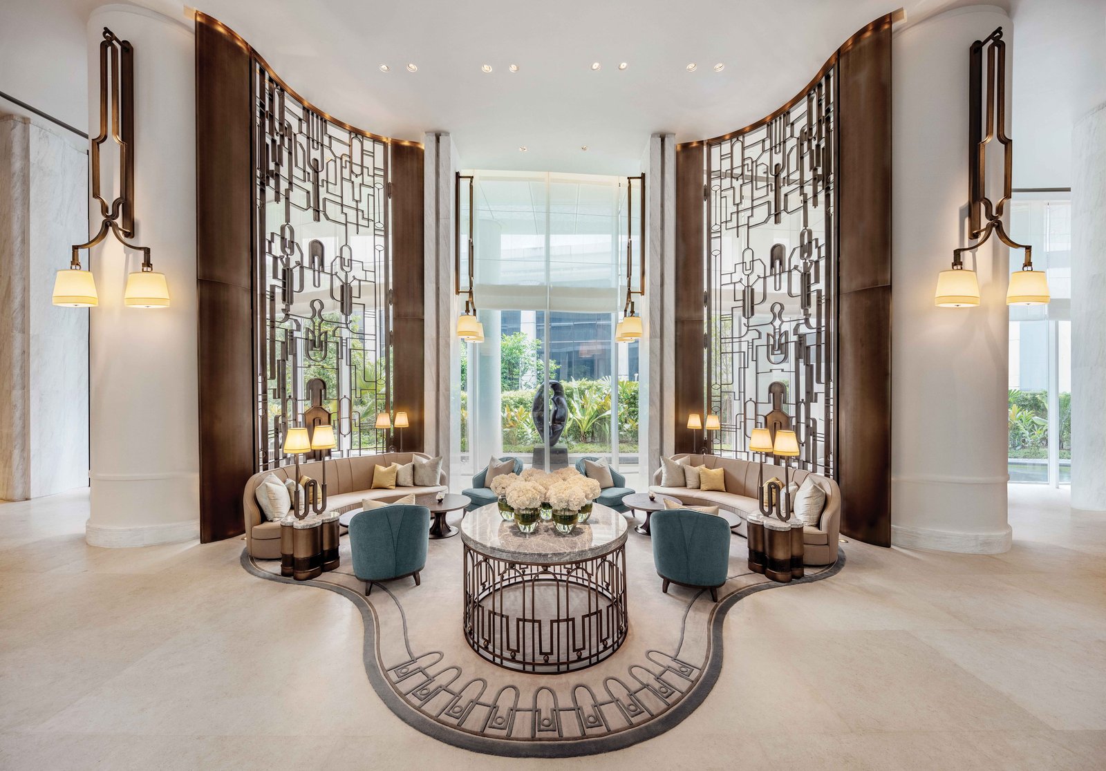 Waldorf Astoria Bangkok Hotel — vibe