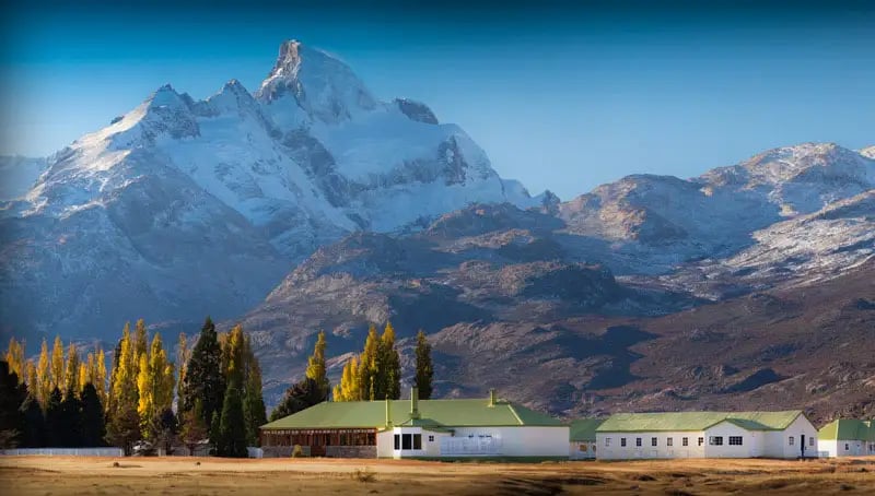 Estancia Cristina, backstory