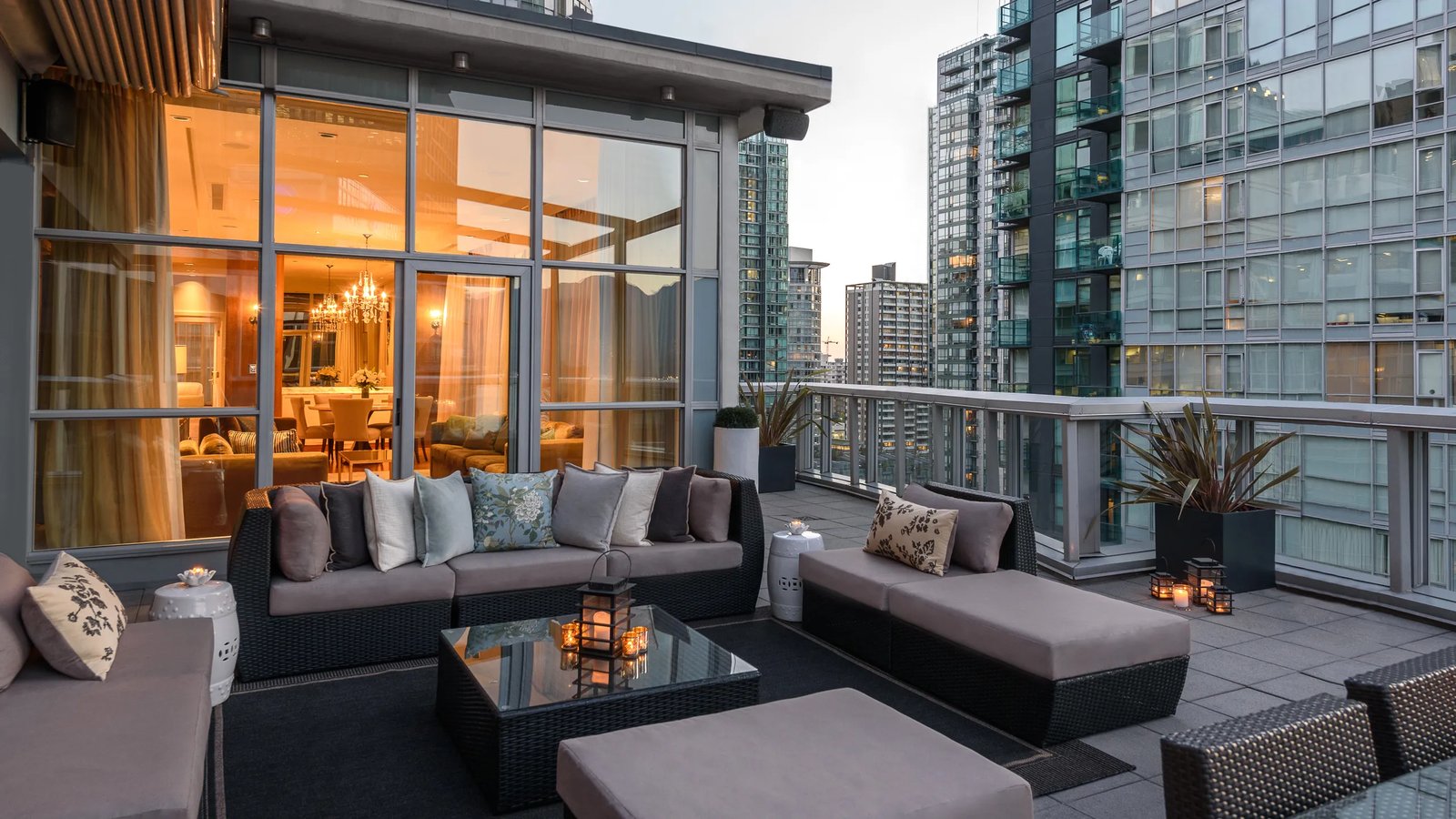 Loden Hotel, vibe