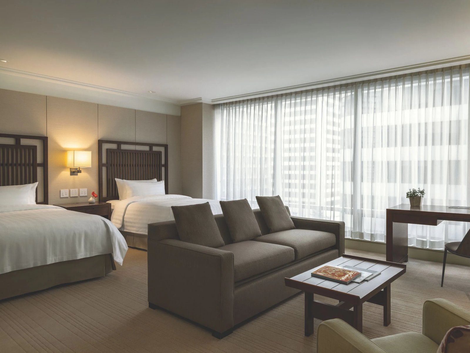 Hyatt Vancouver Downtown Alberni, rooms