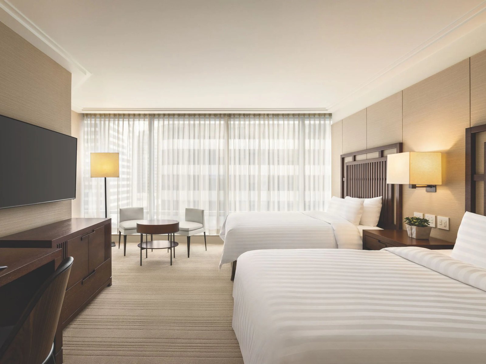 Hyatt Vancouver Downtown Alberni, rooms