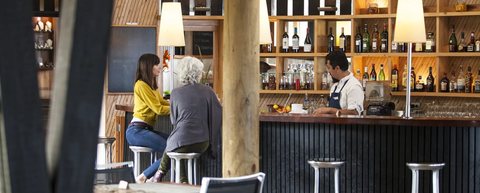 Explora Rapa Nui, eat & drink