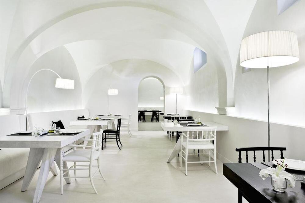 CoolRooms Palacio Villapanés, eat & drink