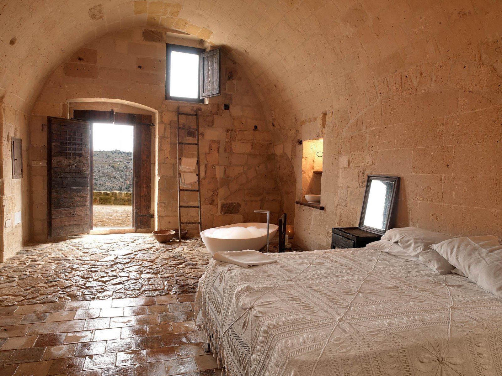 Sextantio Le Grotte Della Civita, rooms