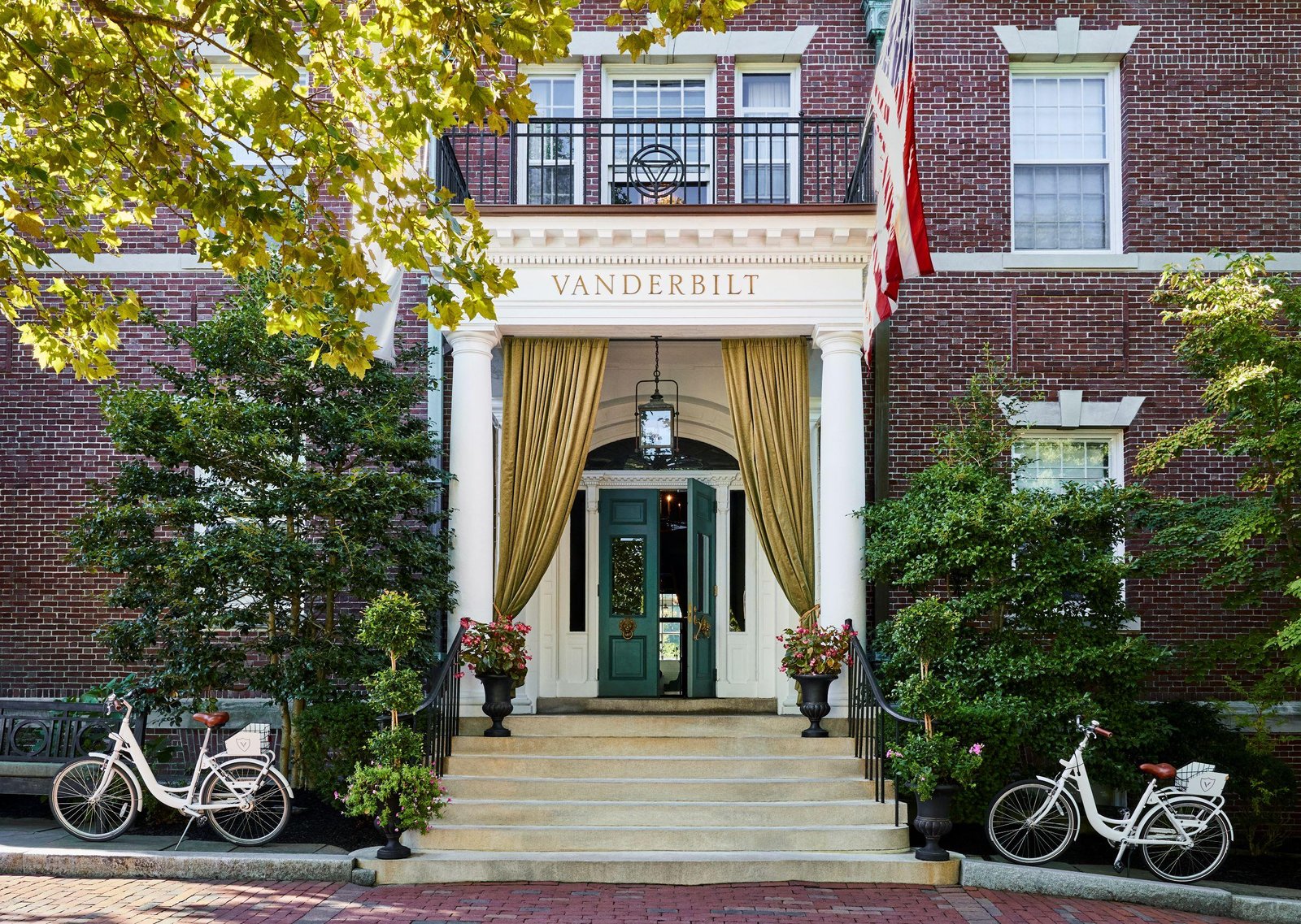 The Vanderbilt, backstory