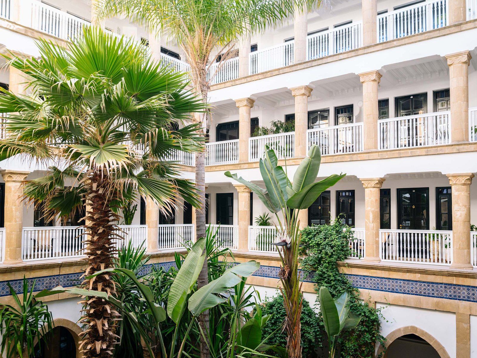 Heure Bleue Palais : Hôtel & Restaurant