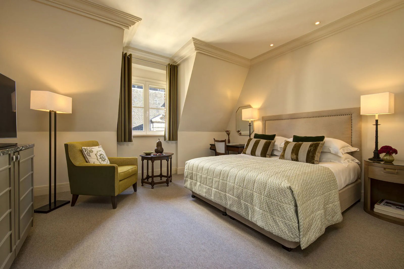 Hotel Amigo, rooms