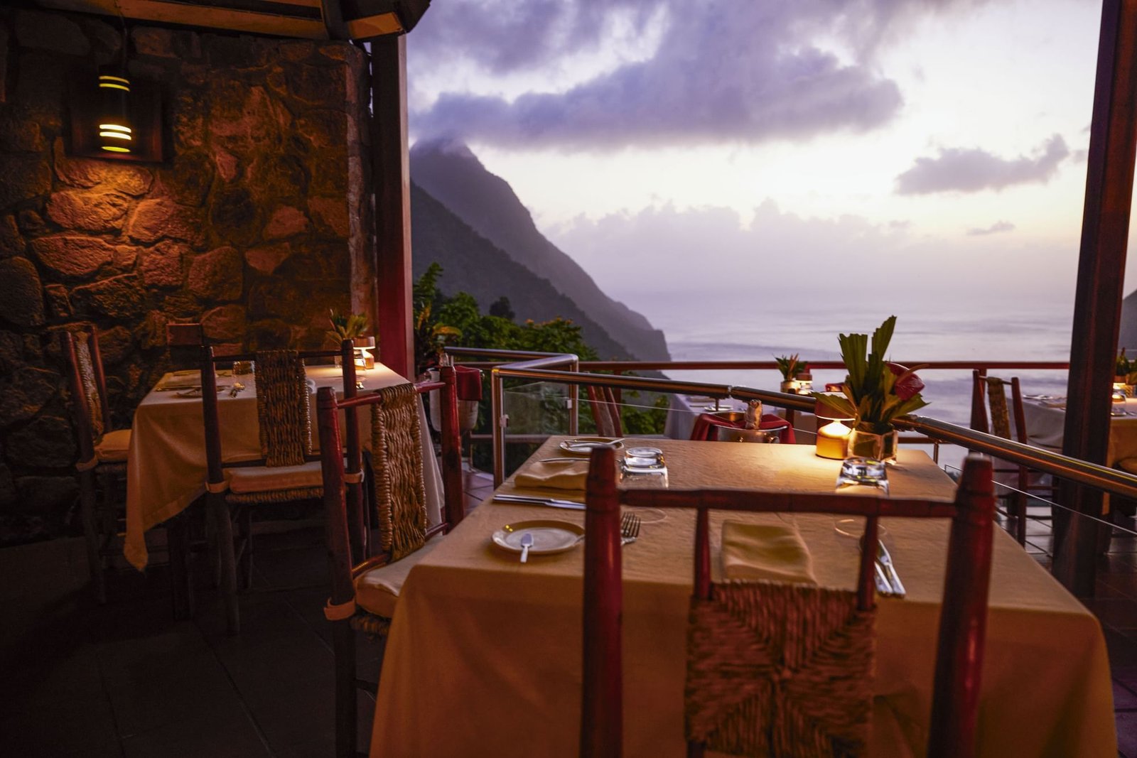 Ladera Resort, eat & drink