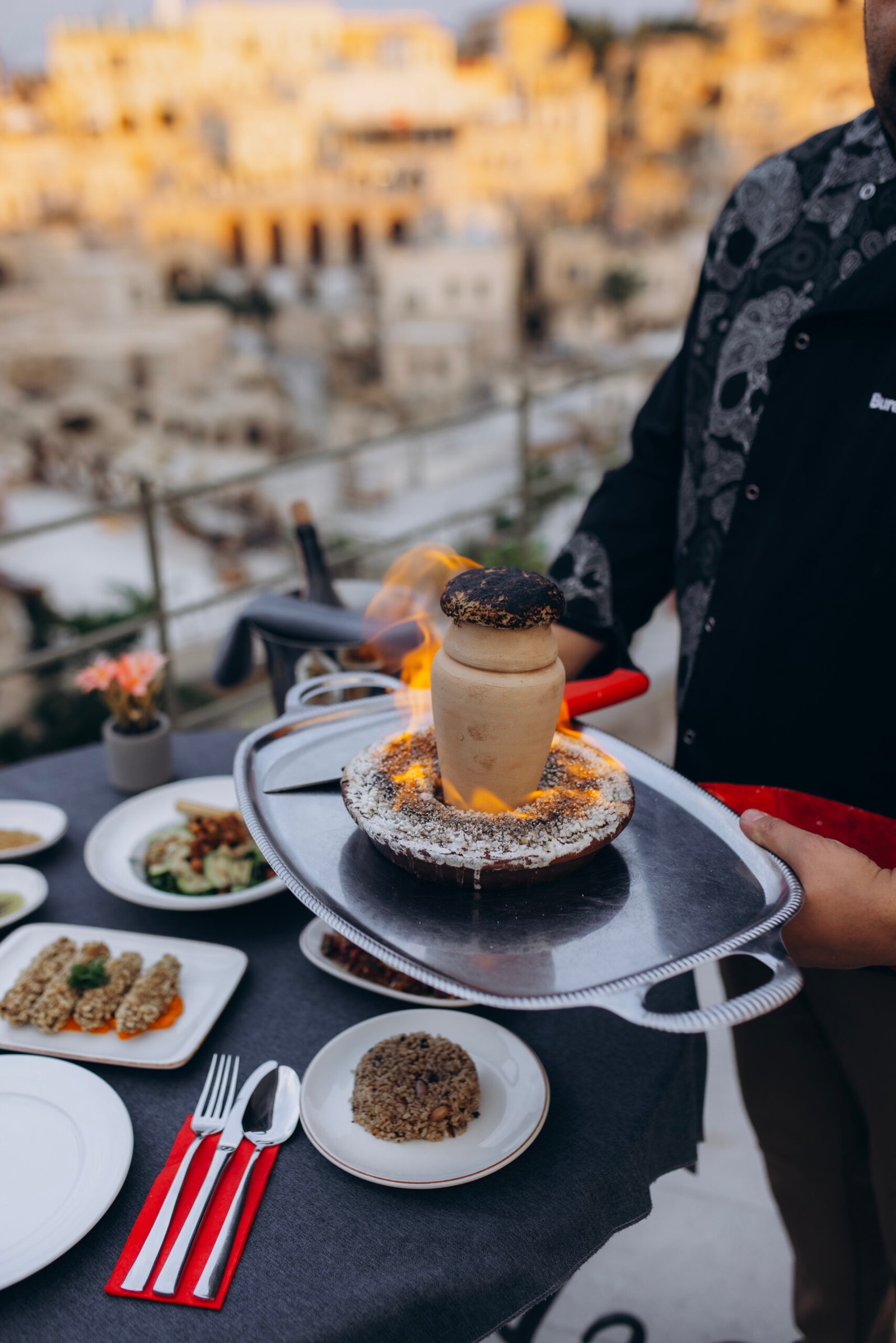 Hezen Cave Hotel, hezen restaurant