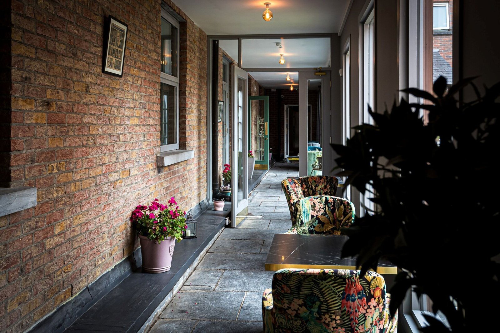 No. 1 Pery Square Hotel & Spa, vibe