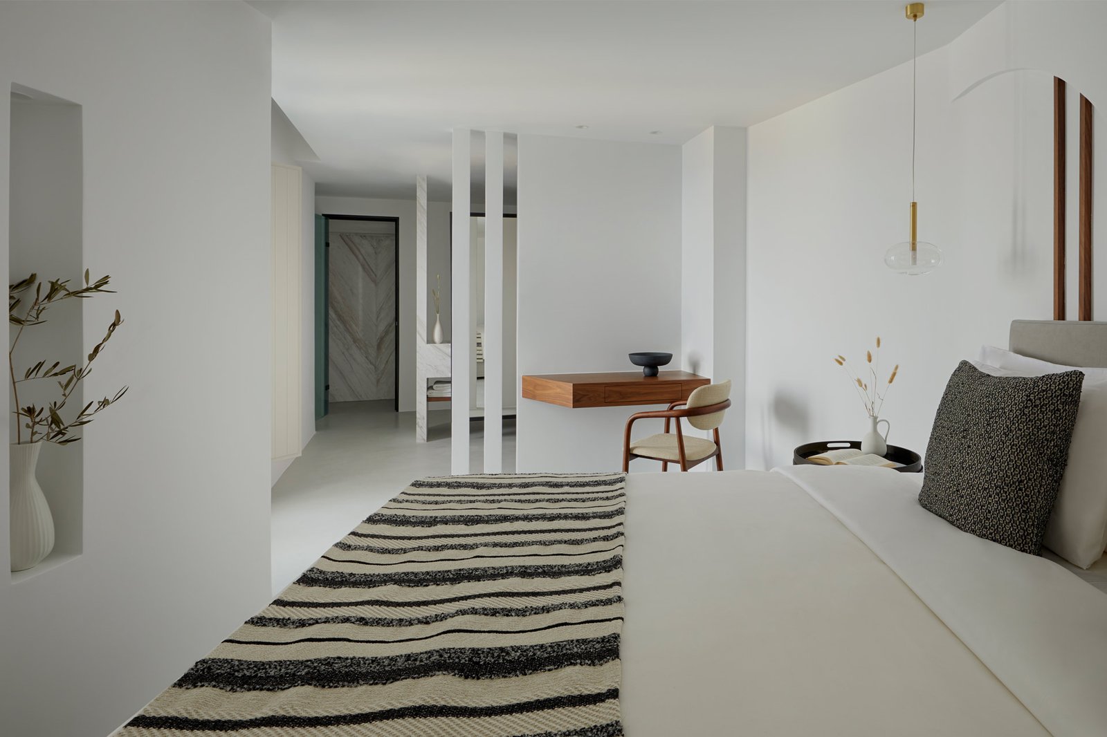 Grace Hotel, rooms