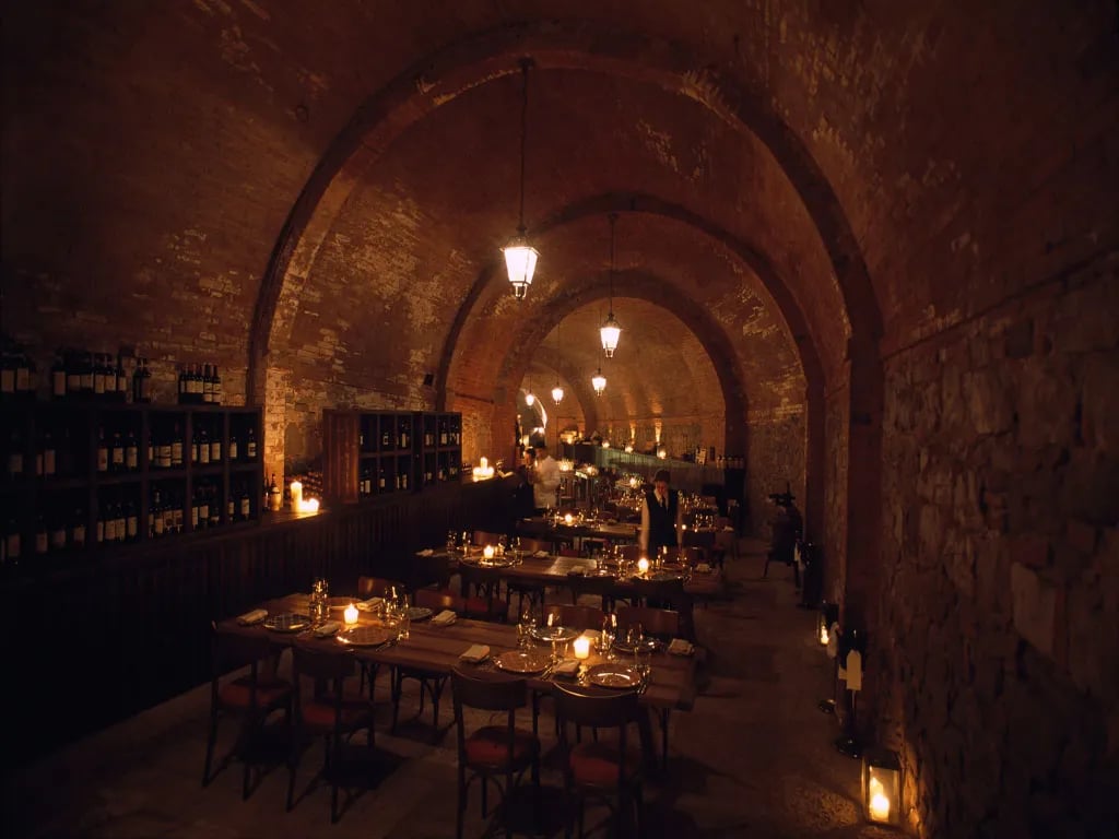Castel Monastero, la cantina