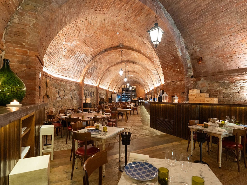 Castel Monastero, la cantina