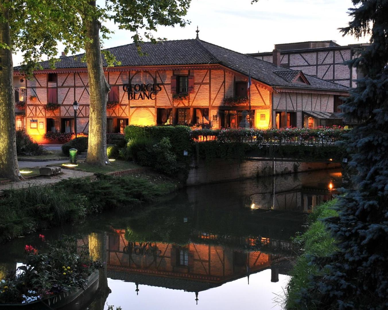 Hotel Georges Blanc · Relais & Châteaux 5 étoiles · Parc & Spa