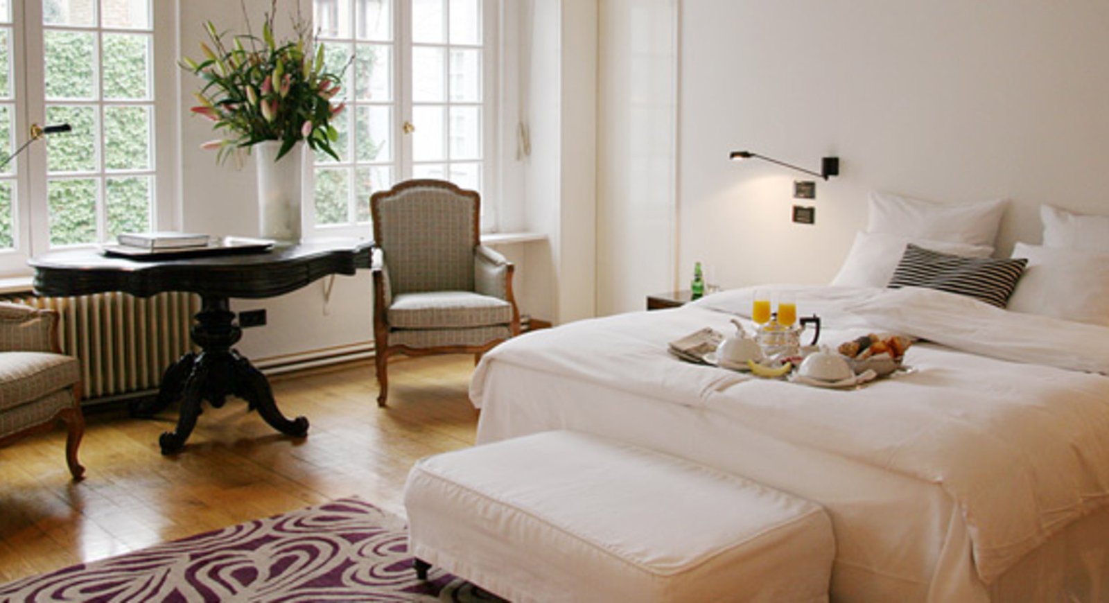 De Witte Lelie, rooms
