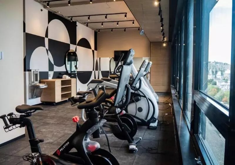 Hôtel Le Germain Montréal, the gym