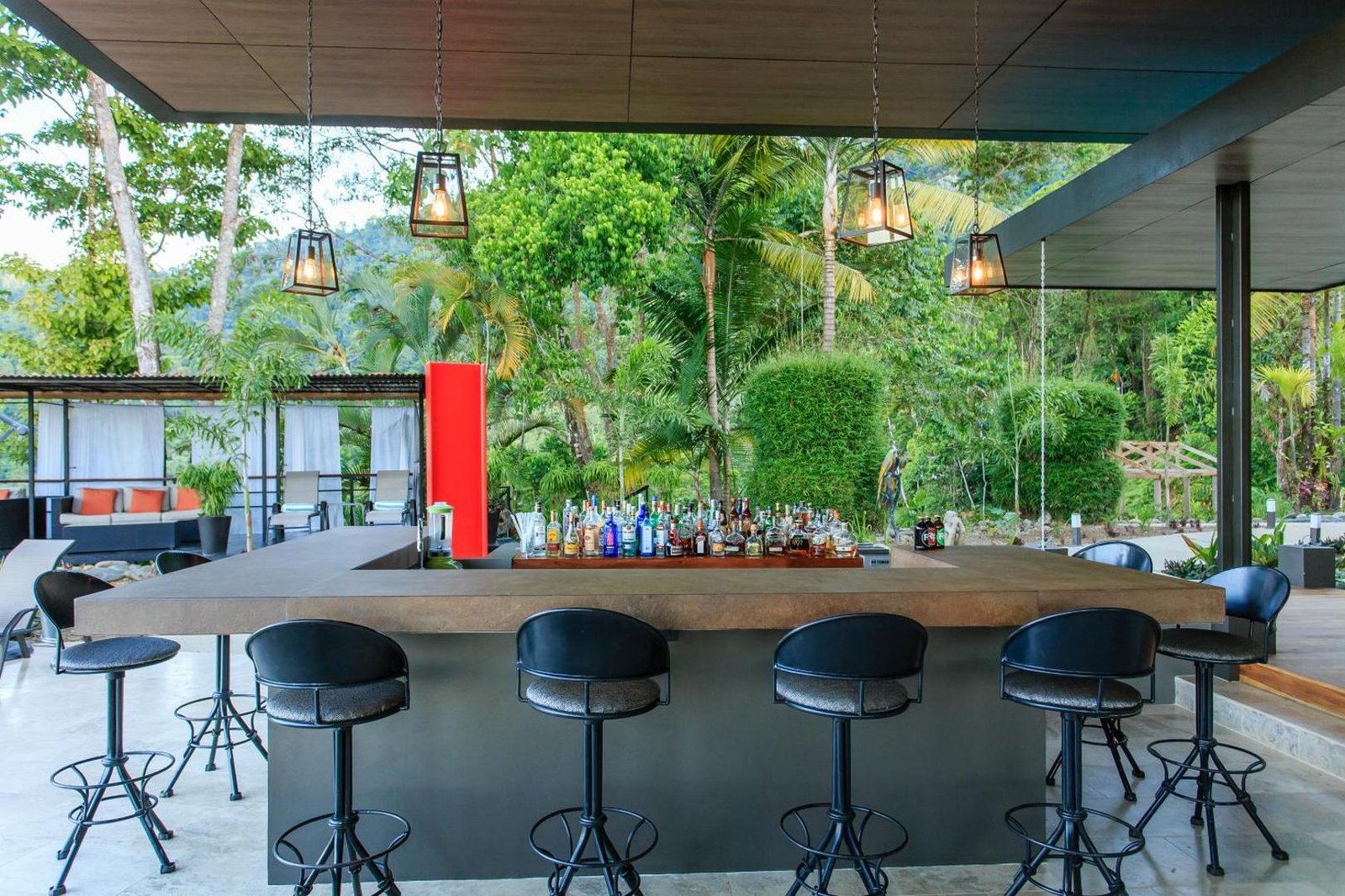 Rancho Pacifico, eat & drink
