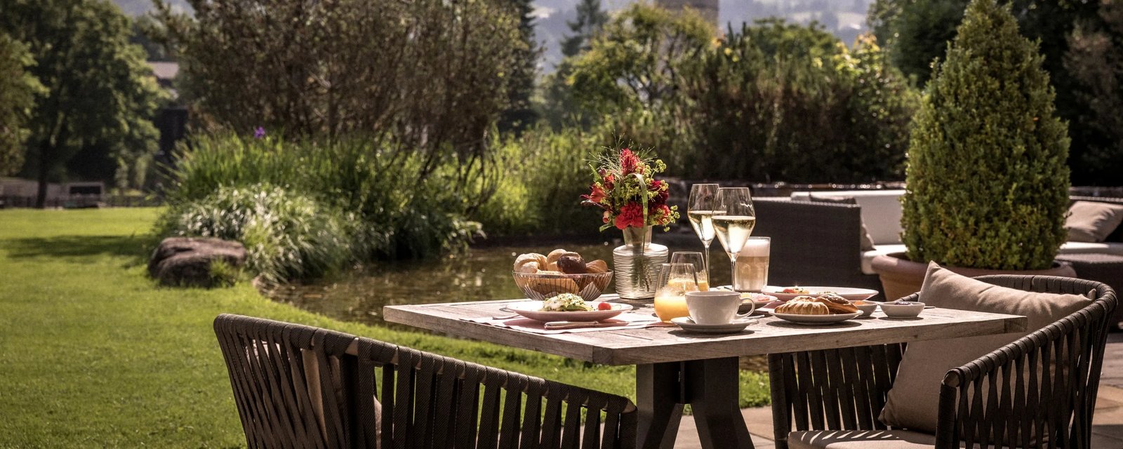 Hotel Kitzhof Mountain Design Resort, at the table