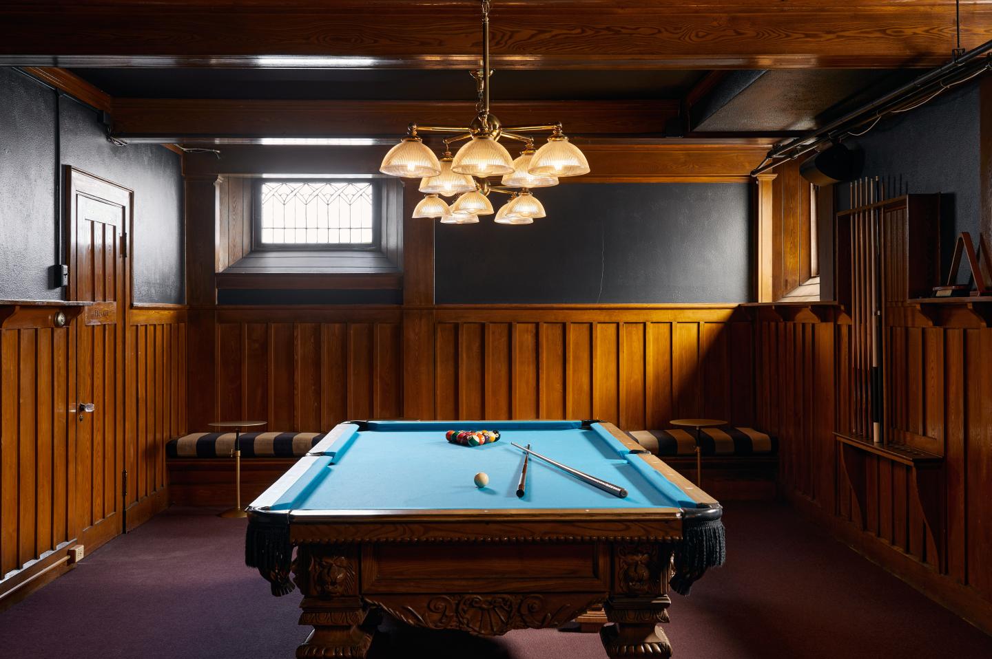 Blind Tiger Portland – Danforth Street, vibe