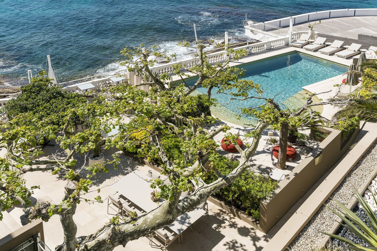 Le Petit Nice Passedat, the pool