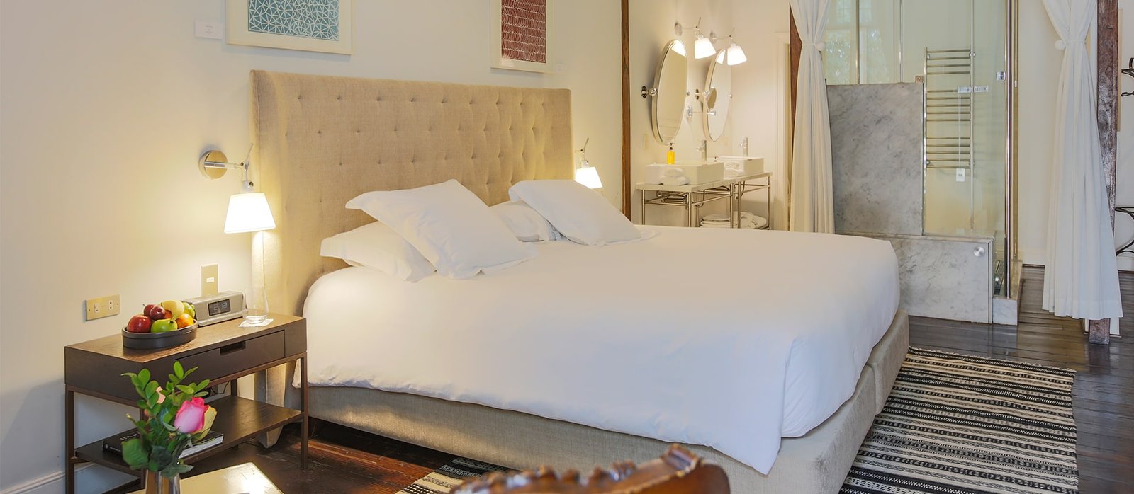 Hotel B