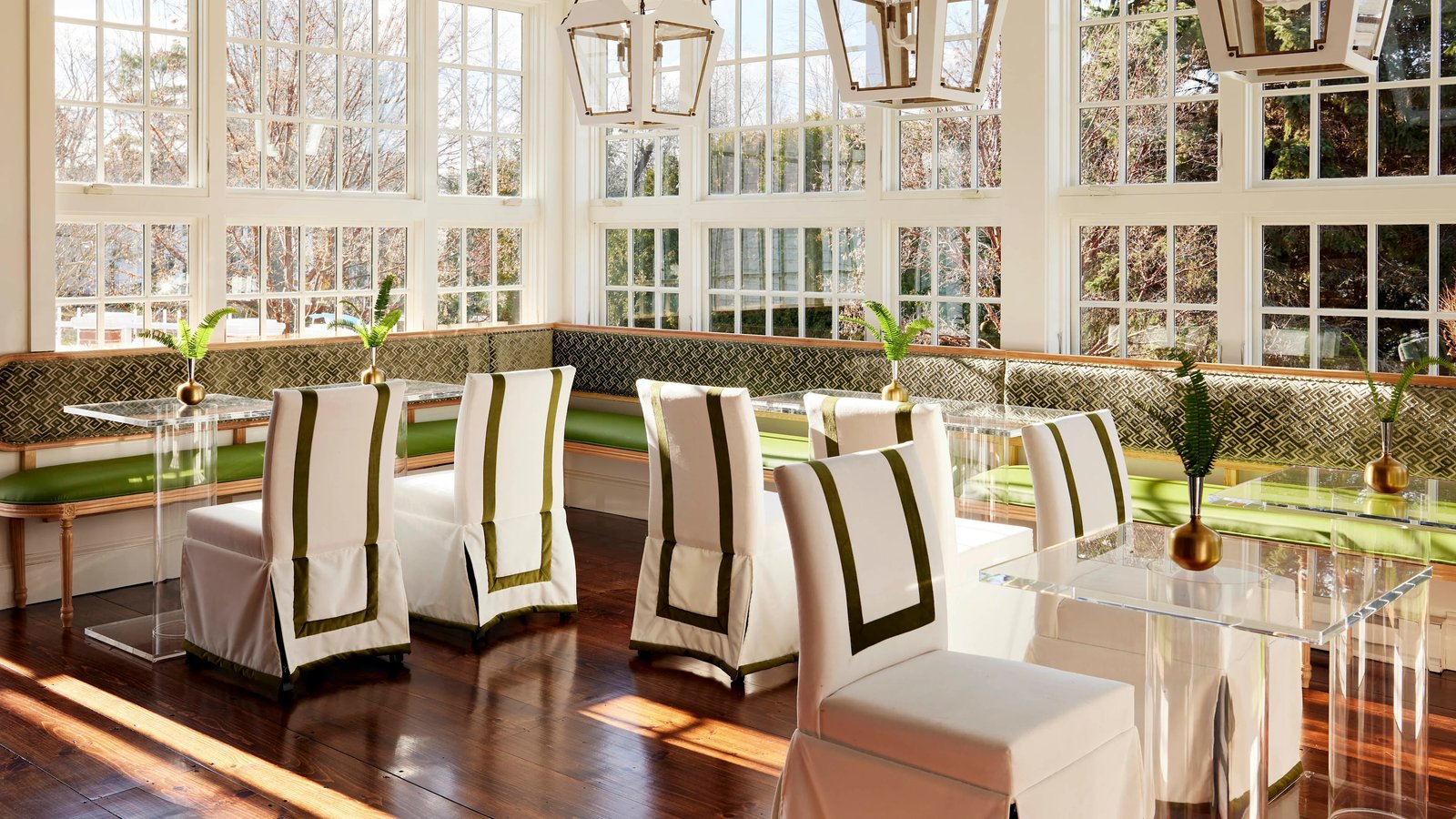 Kennebunkport Captains Collection, at the table