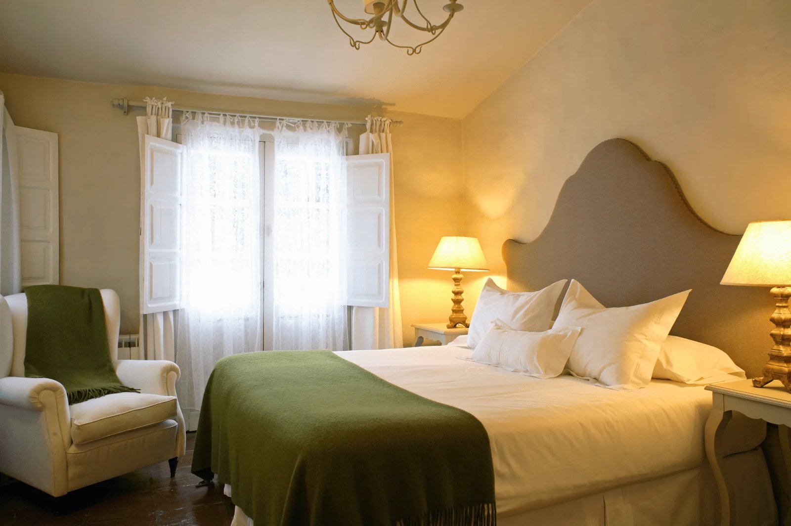 House of Jasmines, rooms