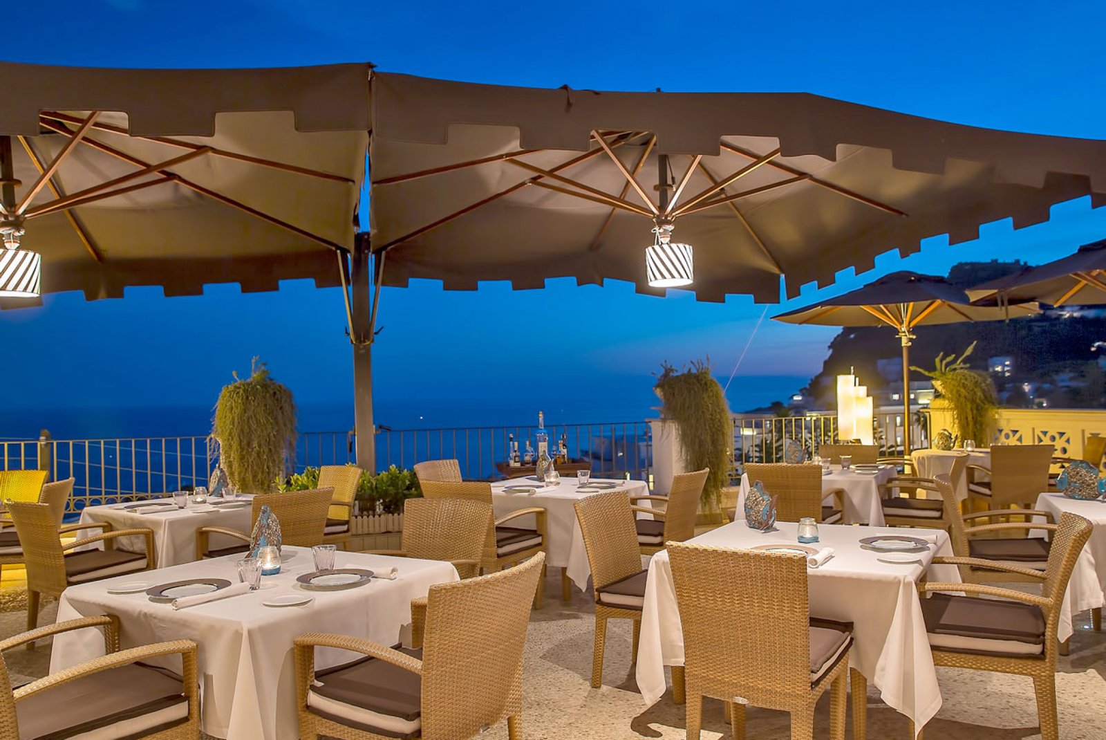 Capri Tiberio Palace, eat & drink