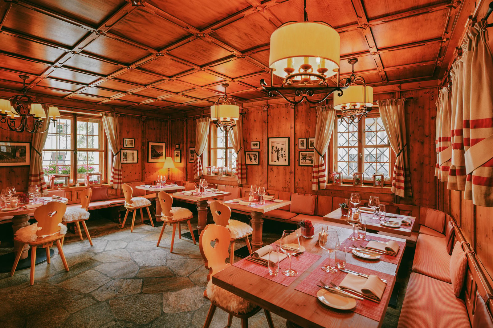 Hotel Giardino Mountain, at the table