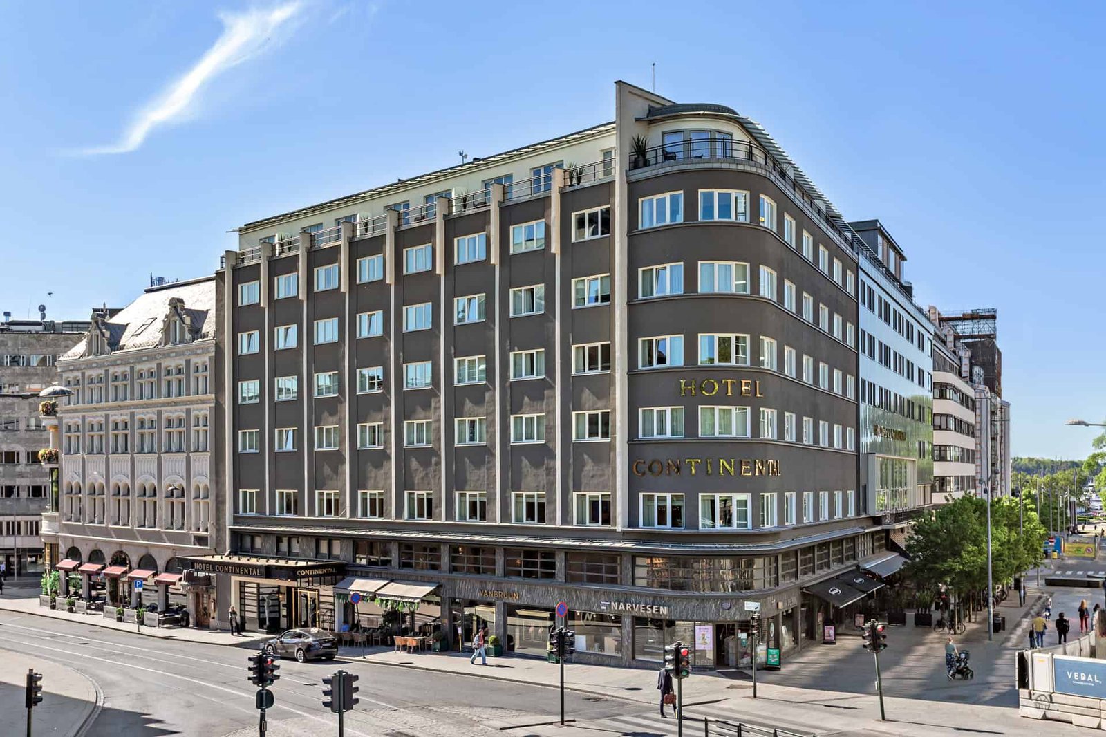 Hotel Continental, backstory