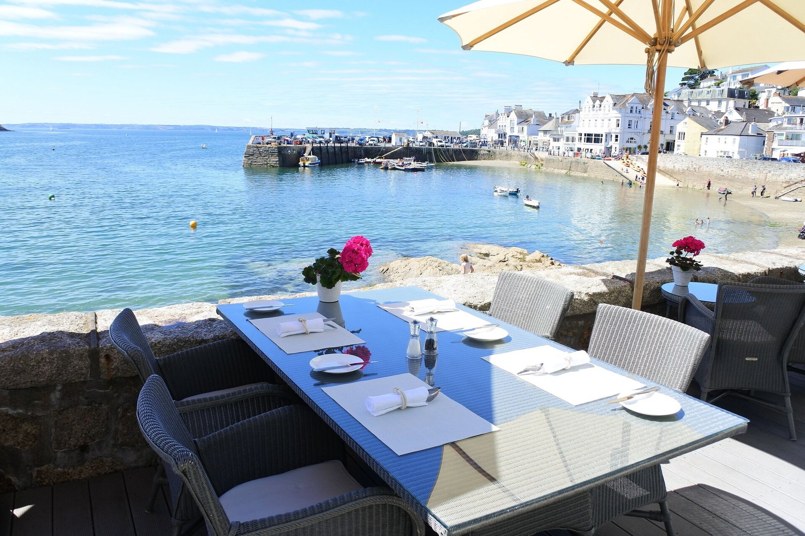 The Idle Rocks, the reef knot restaurant