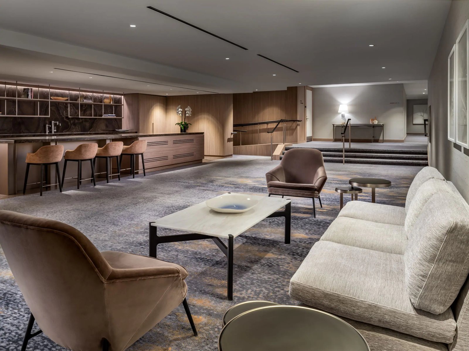 Park Hyatt Toronto, vibe