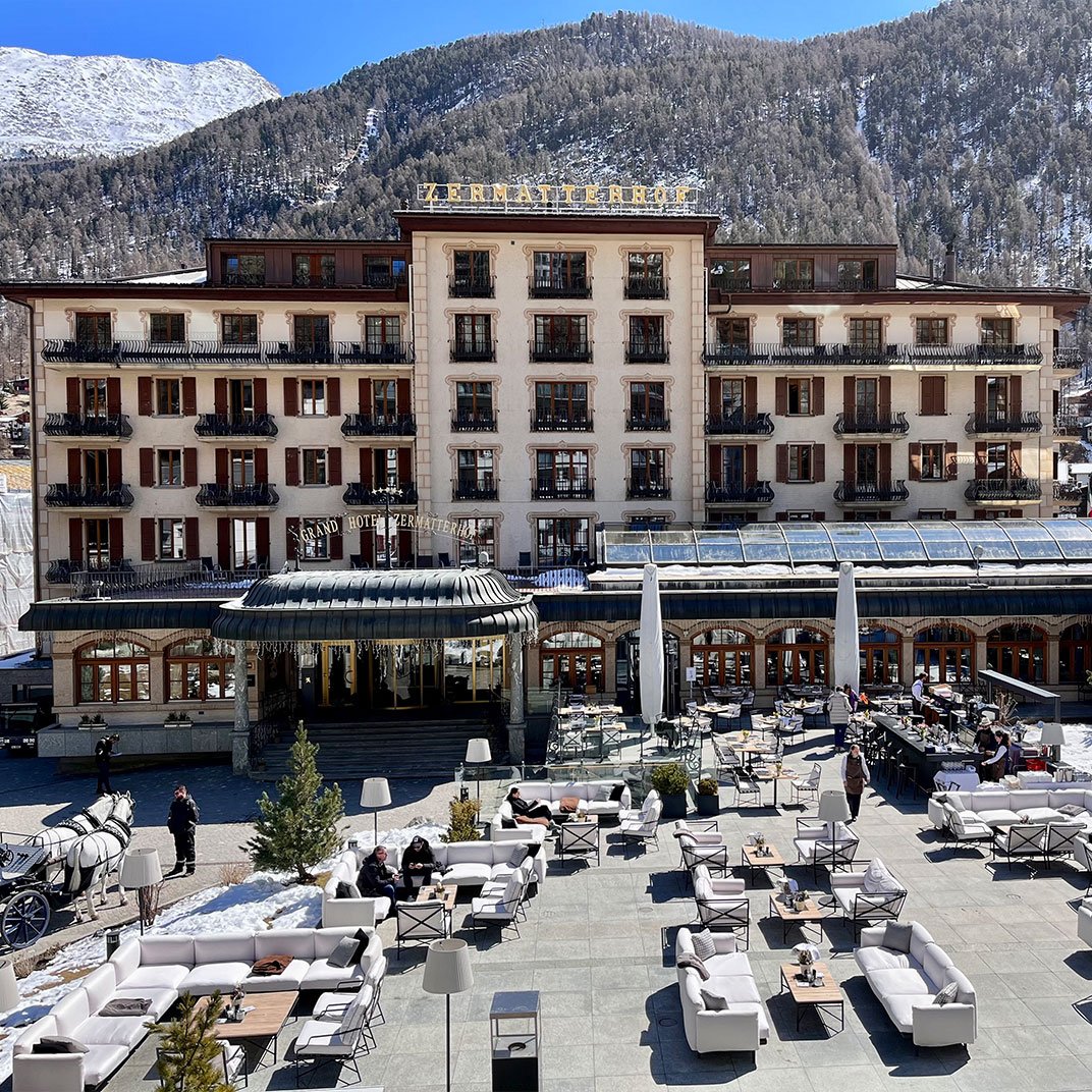 Grand Hotel Zermatterhof, backstory