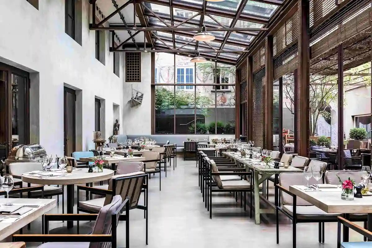 Hotel Bayerischer Hof, eat & drink