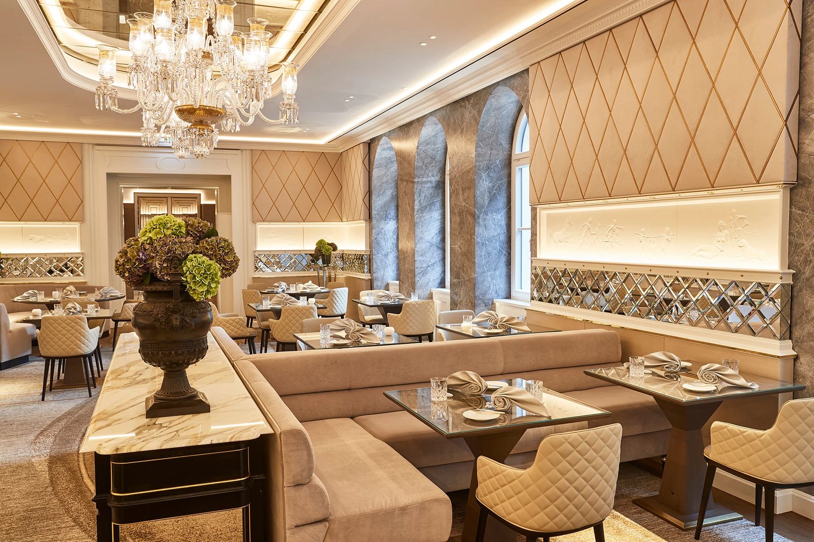 Hotel Vier Jahreszeiten Kempinski München, schwarzreiter restaurant