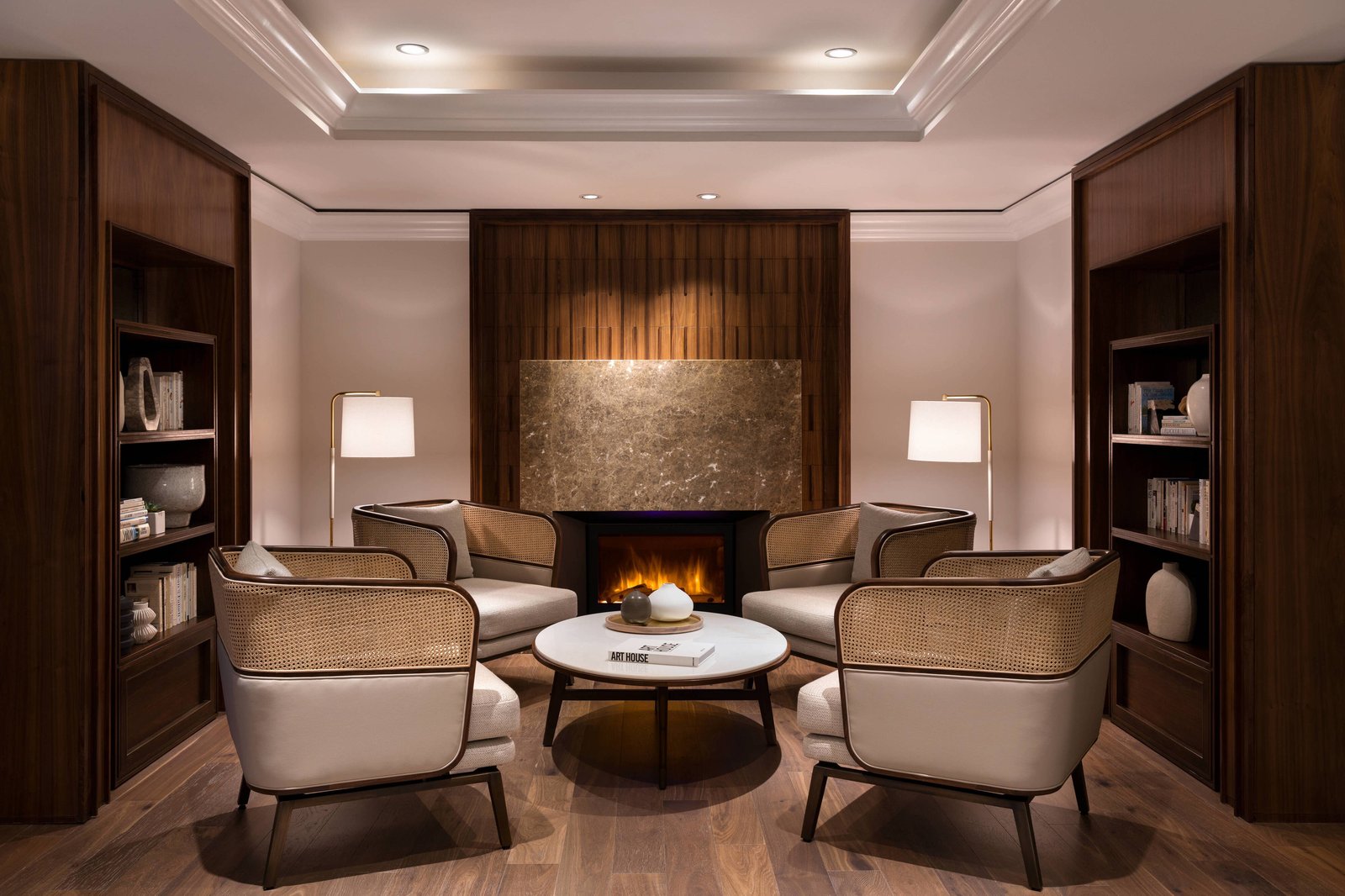The Ritz-Carlton Orlando, Grande Lakes, vibe