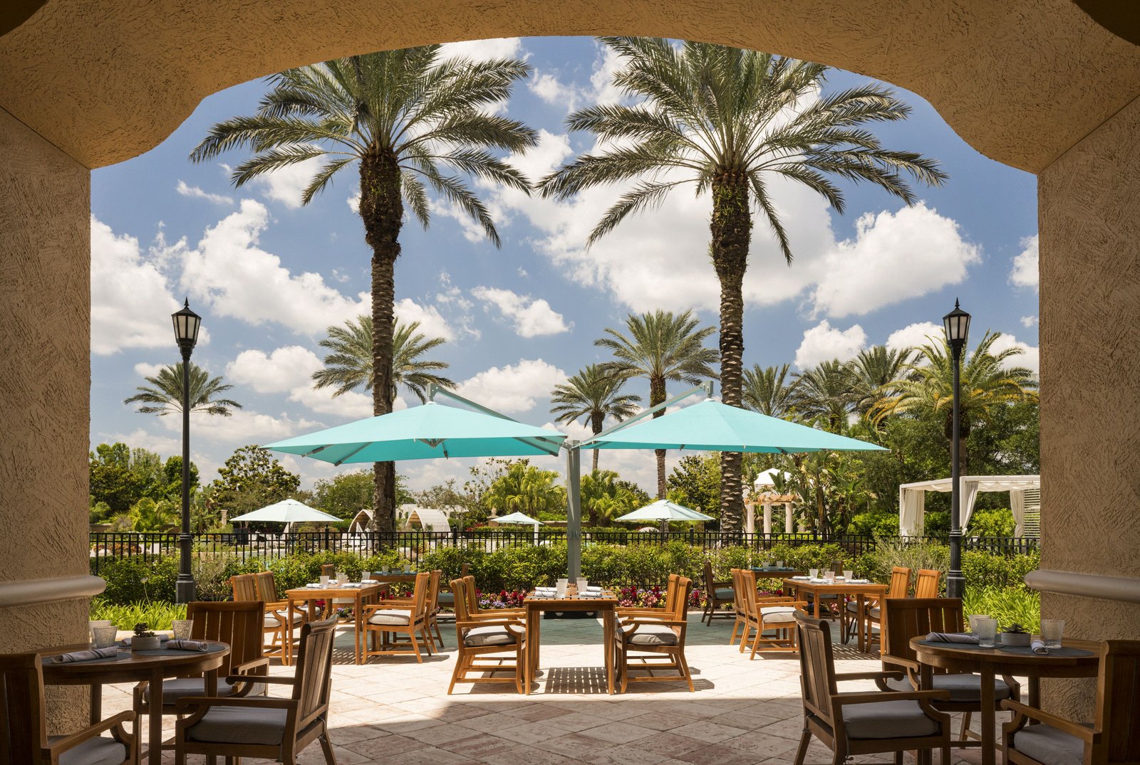 The Ritz-Carlton Orlando, Grande Lakes, eat & drink