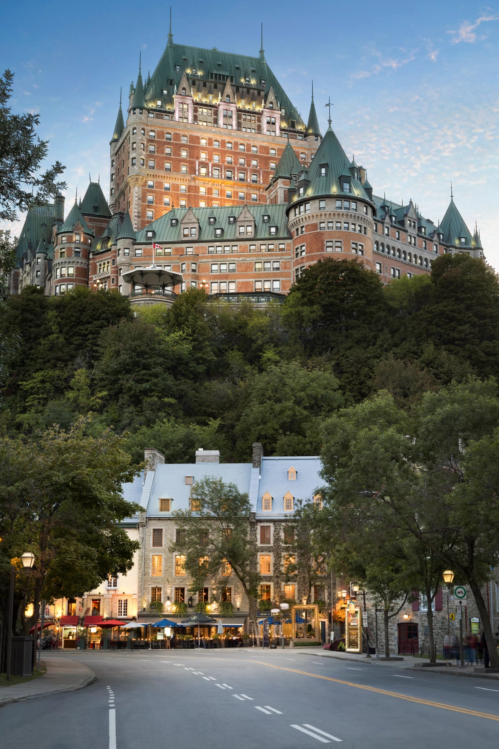 Fairmont Le Château Frontenac, backstory
