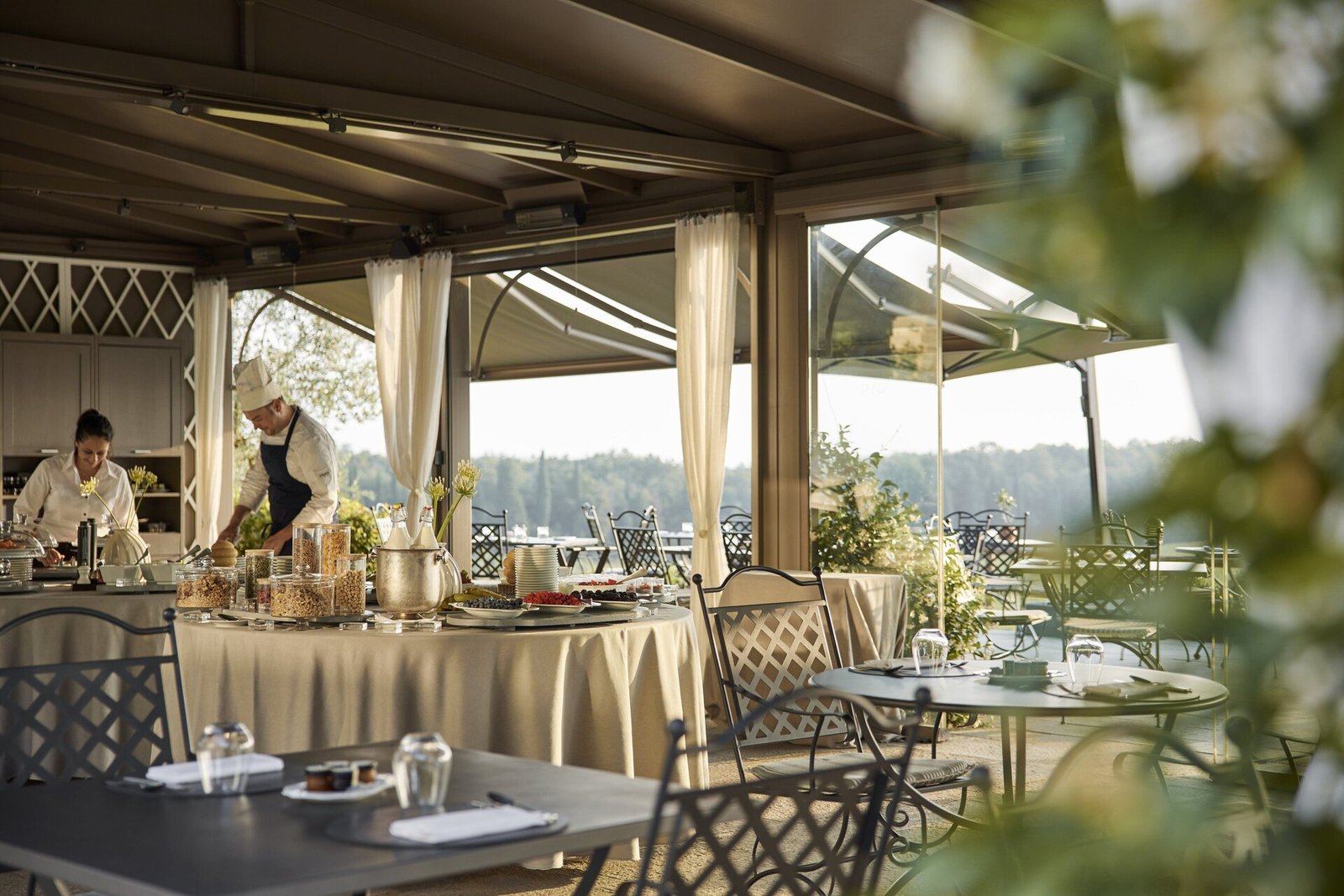 COMO Castello Del Nero, at the table