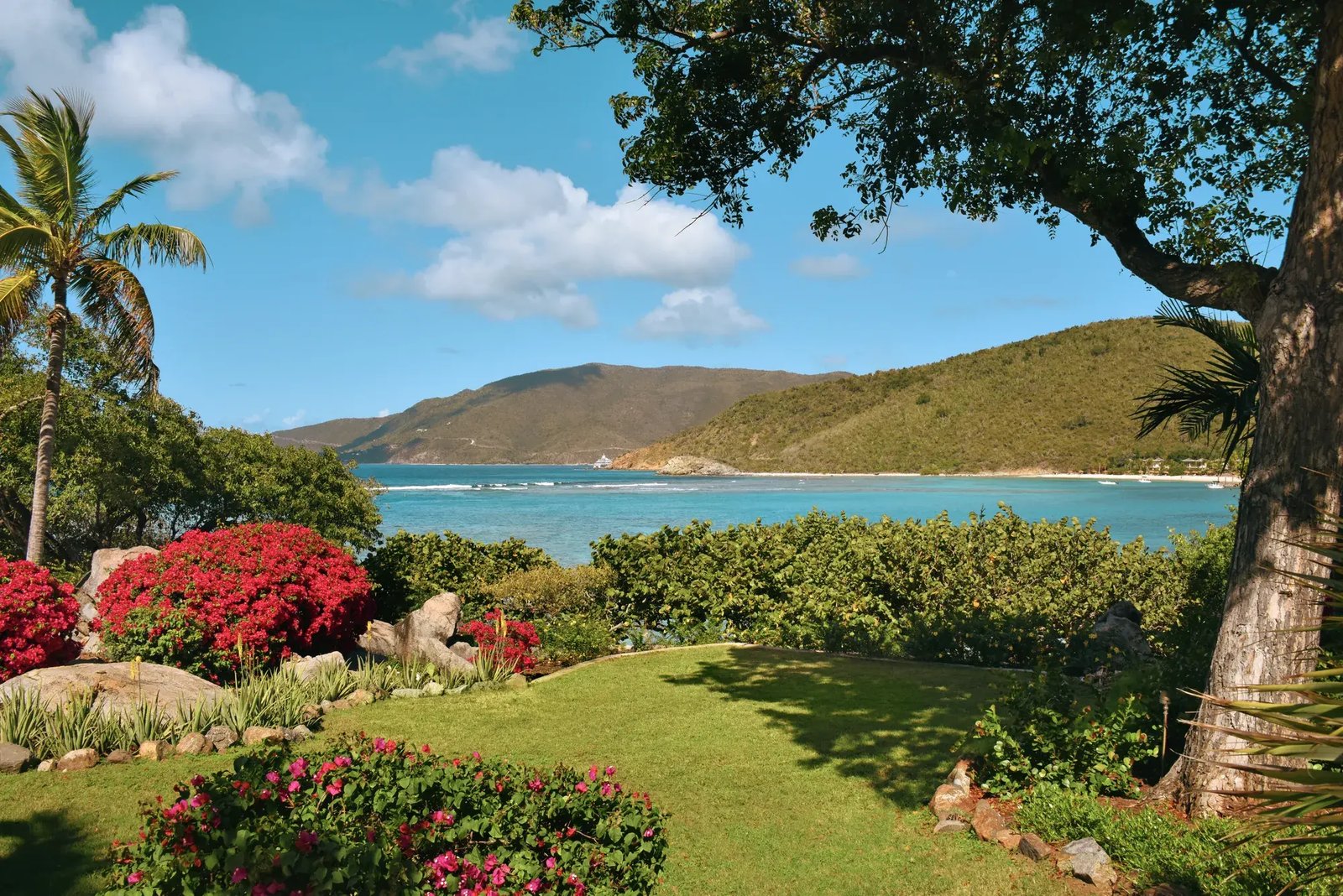 Rosewood Little Dix Bay, vibe