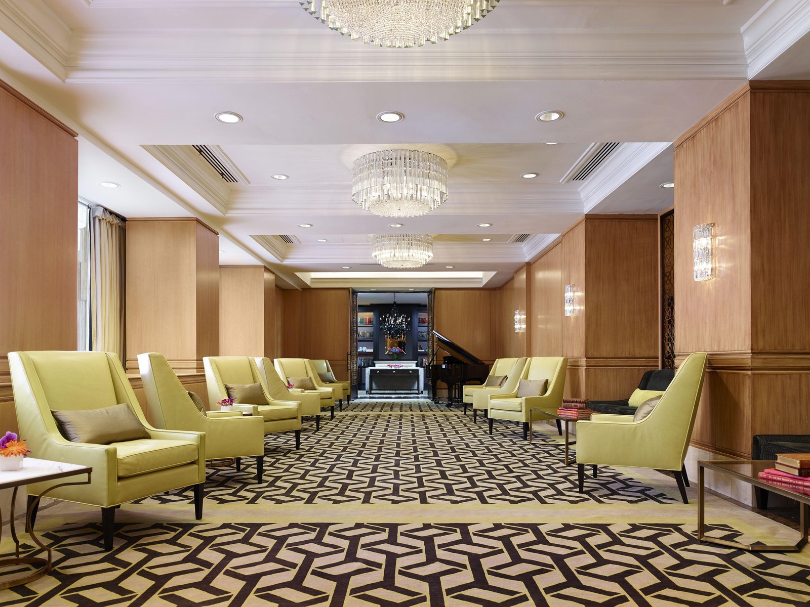 The Rittenhouse Hotel, vibe