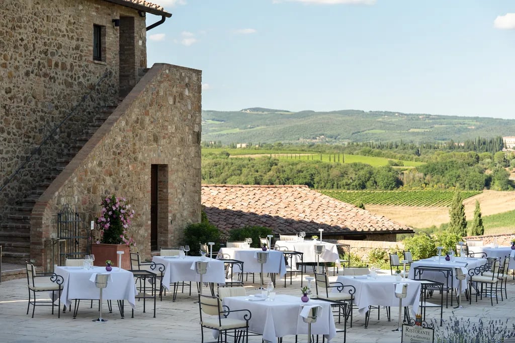 Castello Banfi - Il Borgo, at the table