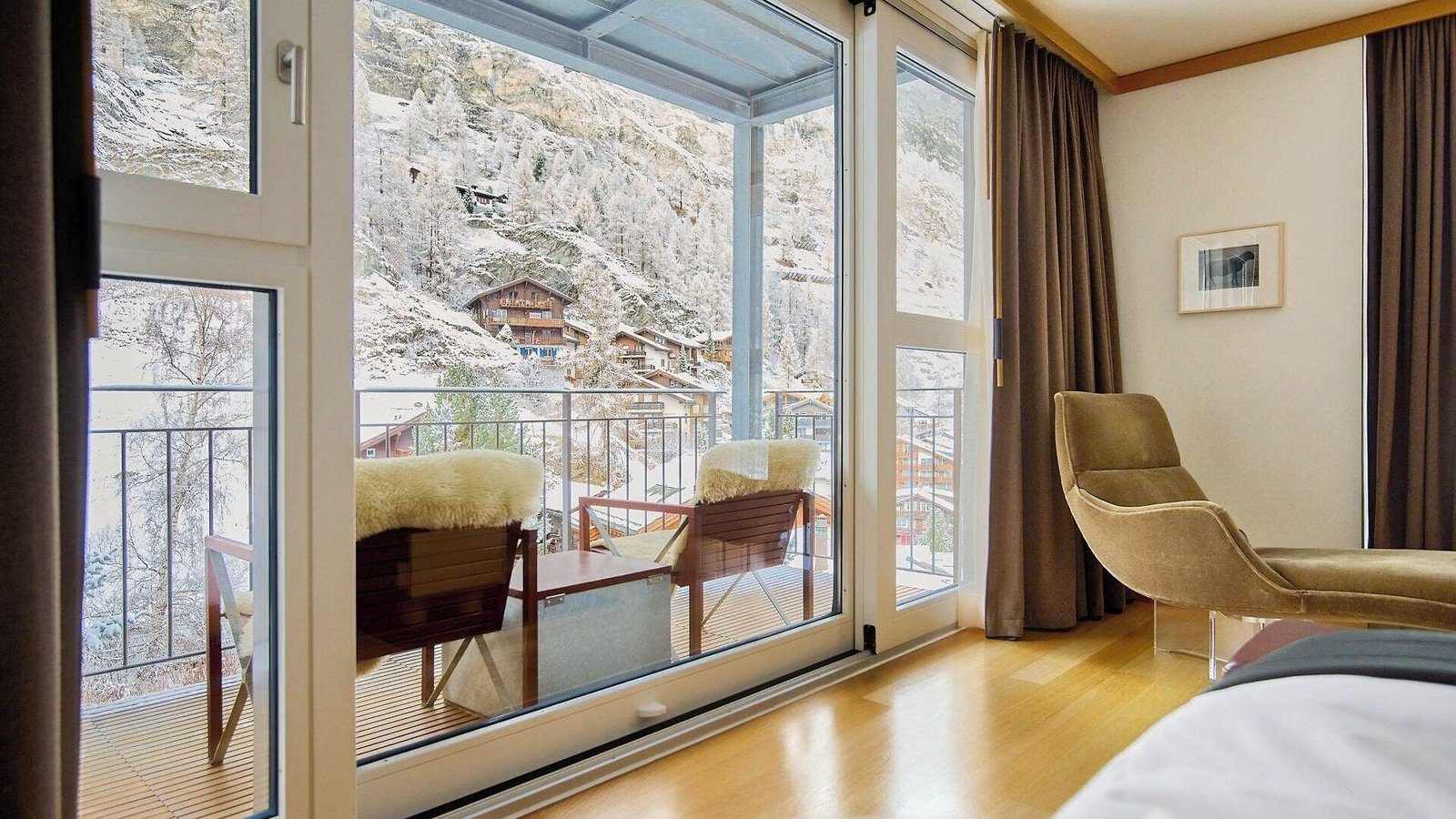 The Omnia, rooms