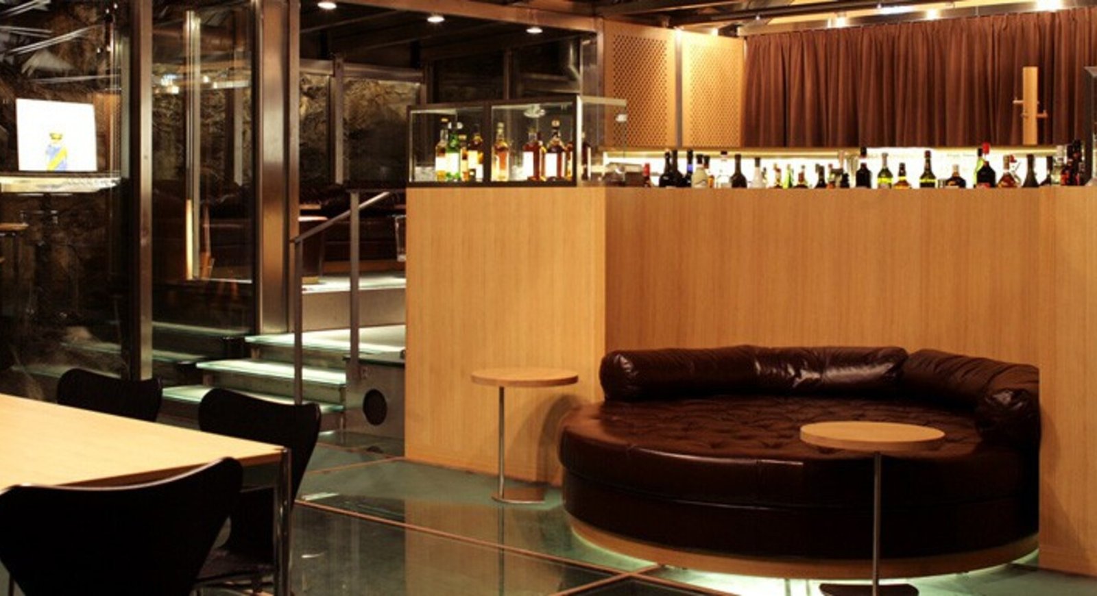 The Omnia, eat & drink